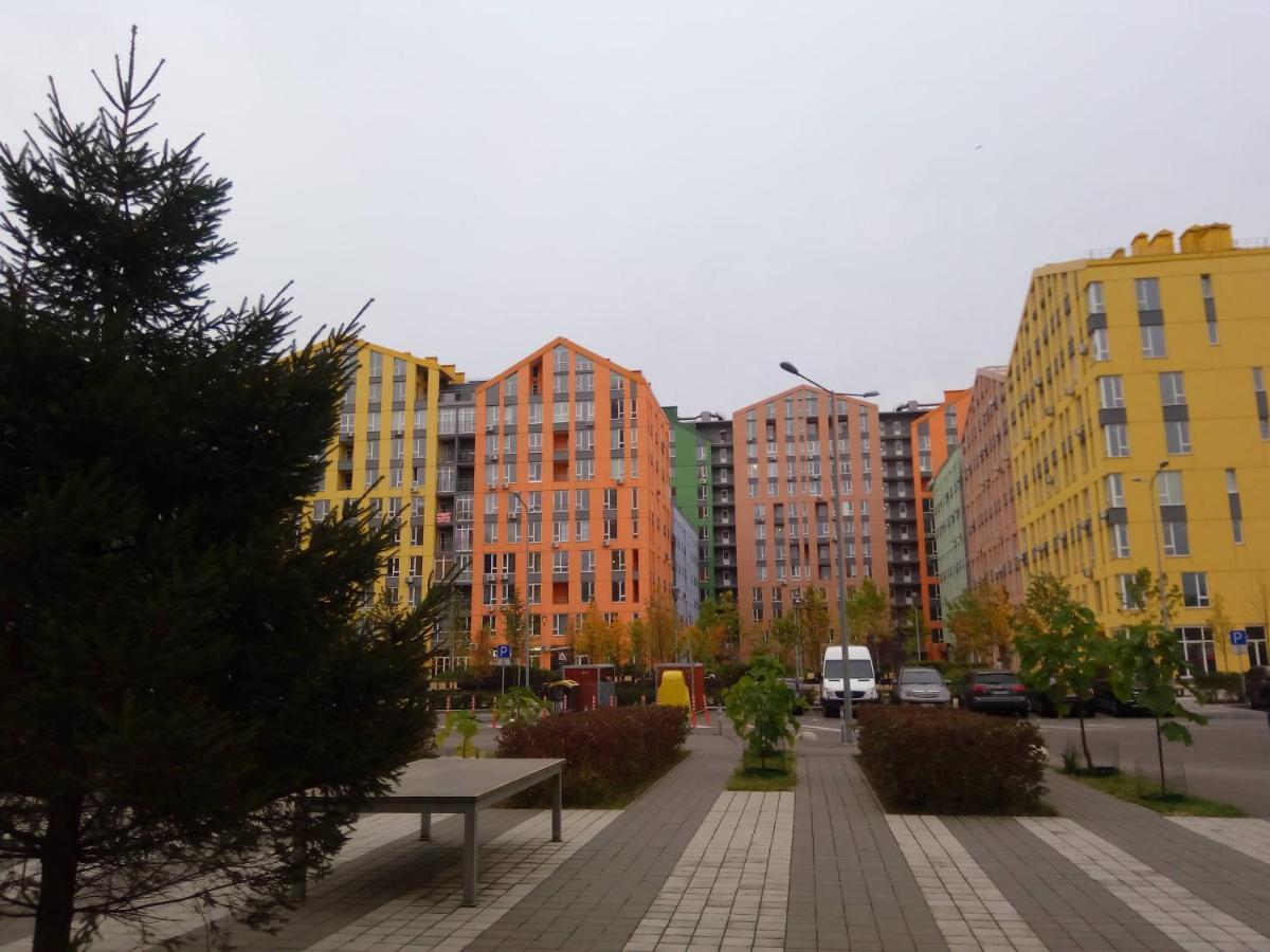 Comfortable In A Secure Residential Complex Comfort Town кт-02 *